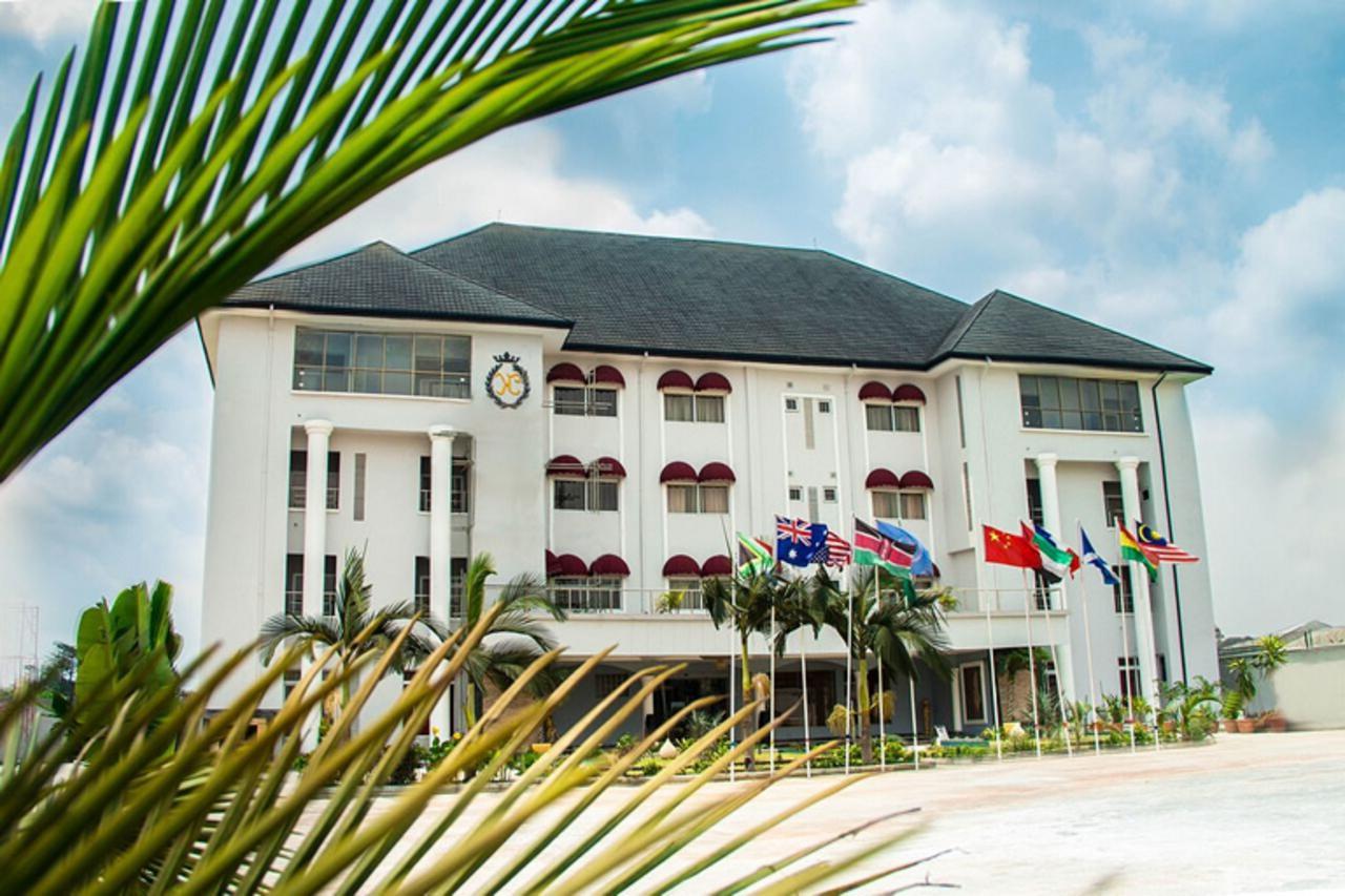 Bon Hotel Port Harcourt At La Kings Екстер'єр фото