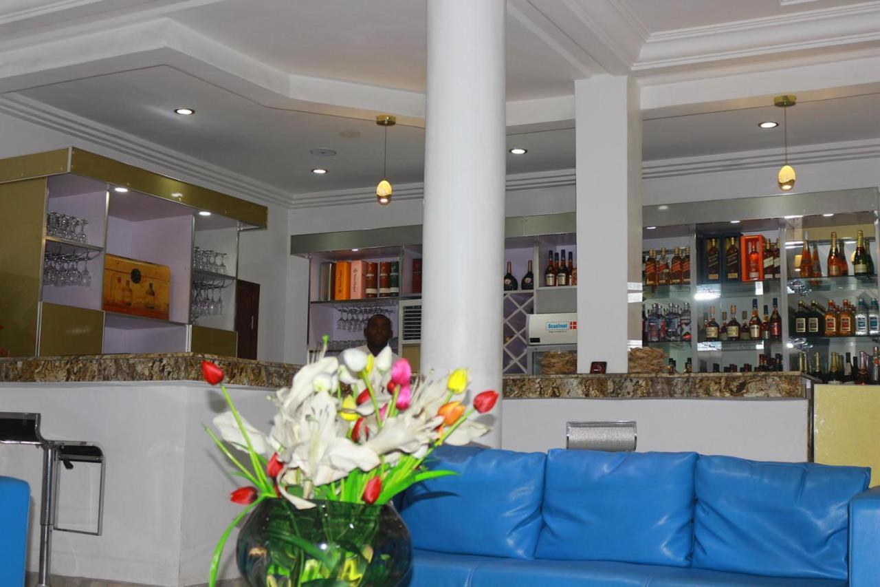 Bon Hotel Port Harcourt At La Kings Екстер'єр фото