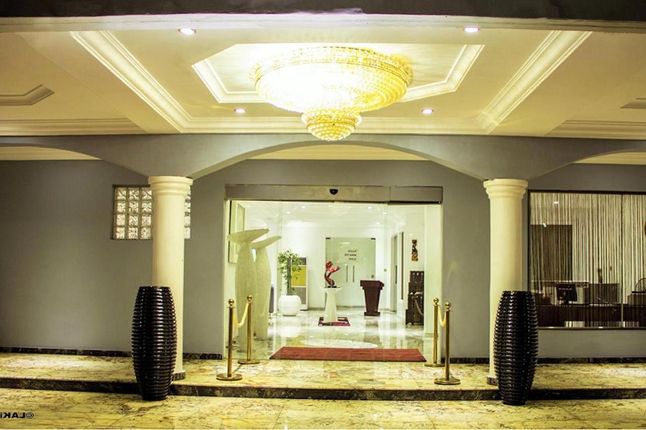 Bon Hotel Port Harcourt At La Kings Екстер'єр фото