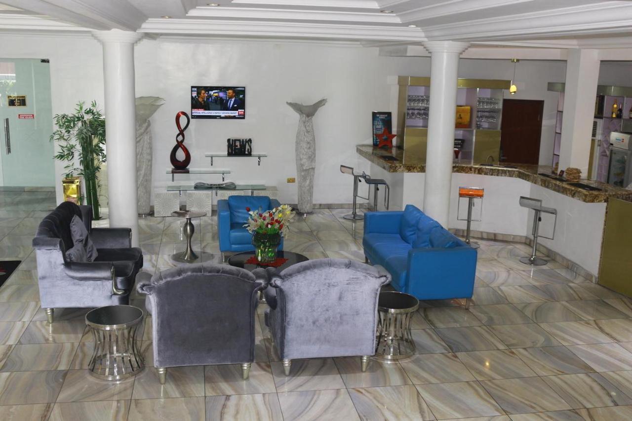 Bon Hotel Port Harcourt At La Kings Екстер'єр фото